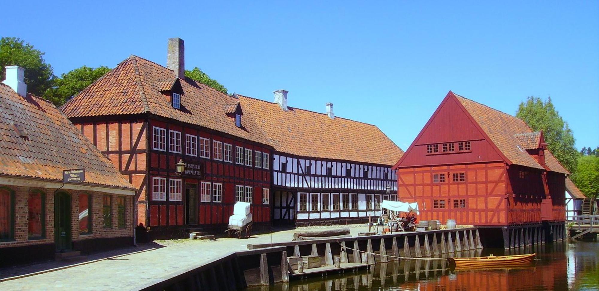 Central Apt W Parking Possibility, Netflix & Near Attractions Århus Extérieur photo